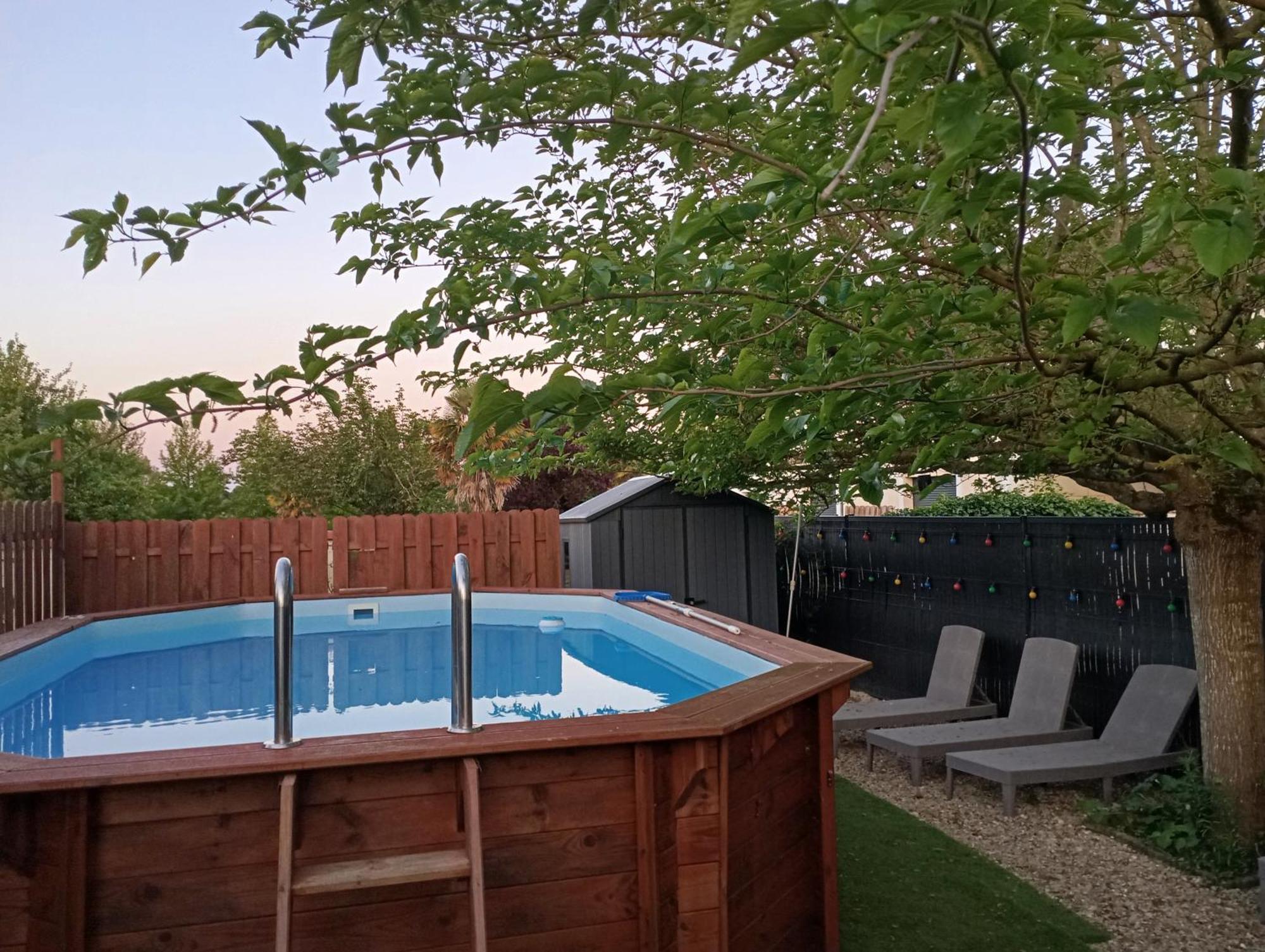 Bed and Breakfast L'Entre Deux Vignes Brizambourg Esterno foto